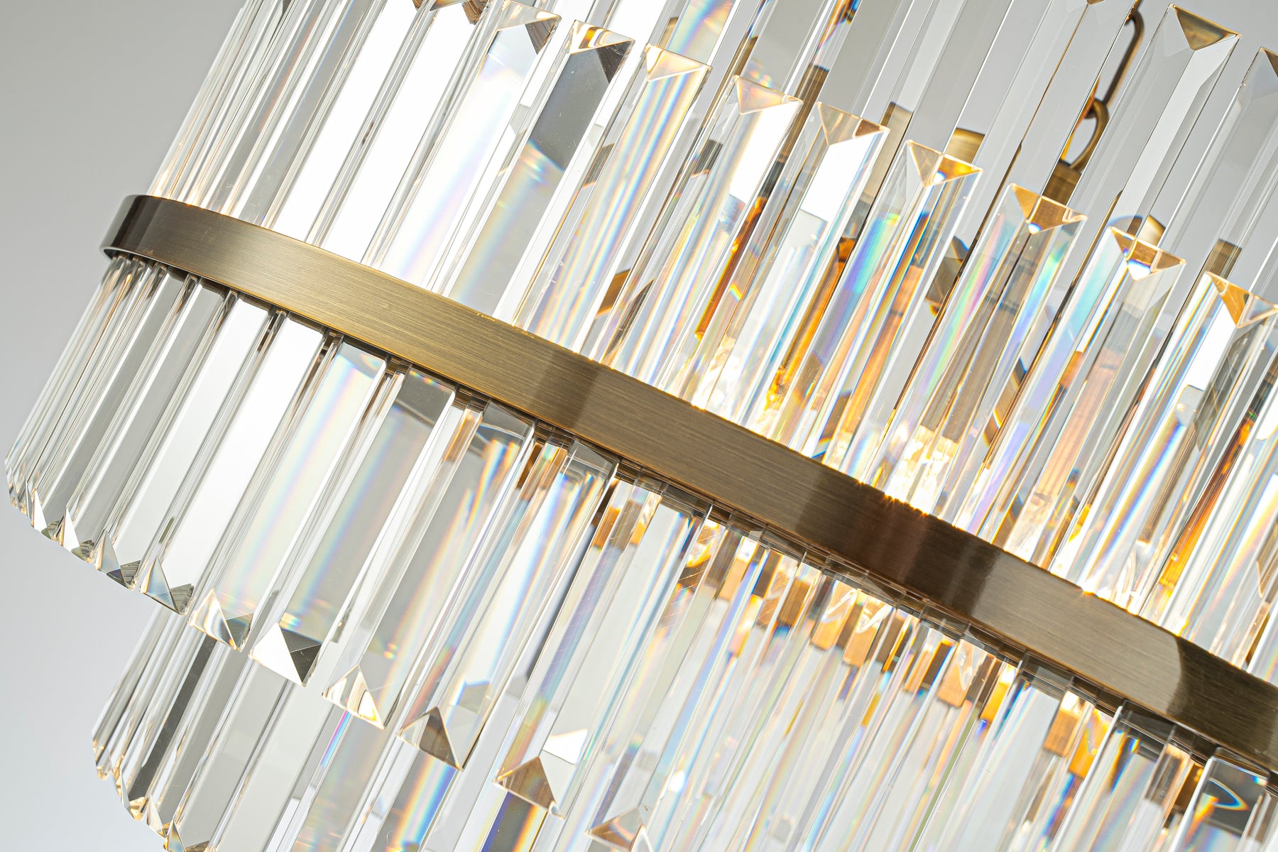 6-Light Modern Antique Brass Round Tiered Chandelier Dimmable Crystal Dining Room Lights